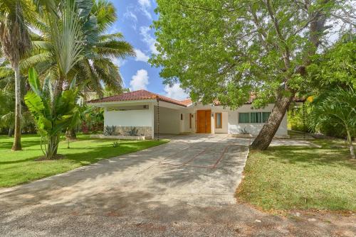 Fabulous villa with terrace in Juan Dolio