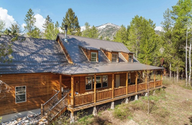 Fall Escape in Alpine, Gateway to GTNP & YNP, 40 Minutes To Jackson Hole