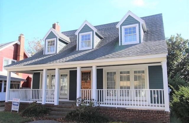 Family Compound in the Ocean Block of Maryland Avenue, steps from Boardwalk!