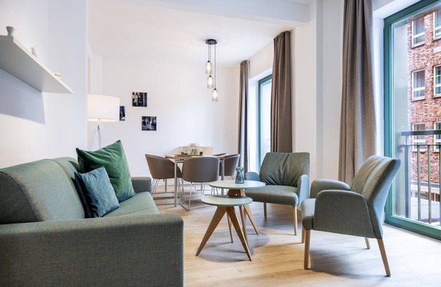 Family-friendly apartment for 5 people in a prime location by the harbor -