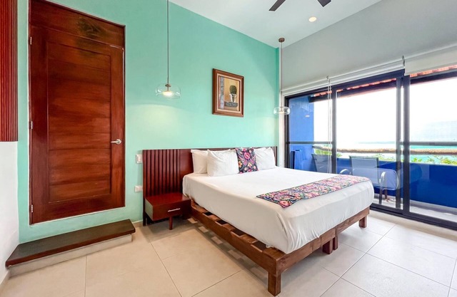 Family Ocean View Room at Casa De Los Suenos