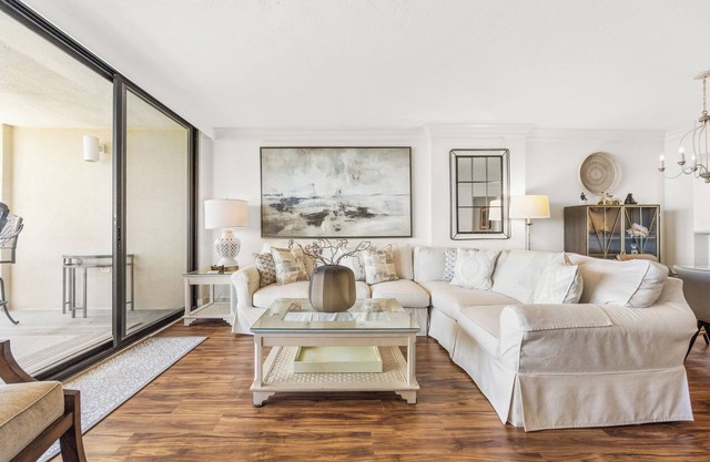 Fantasy One-a first floor ocean front home away from home-new listing