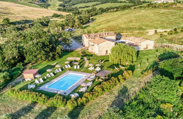 Farmhouse with pool - Apartment Ginestra