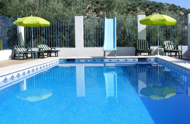 Farmhouse With Private Pool And Breathtaking Views Over Lake Iznajar WIFI