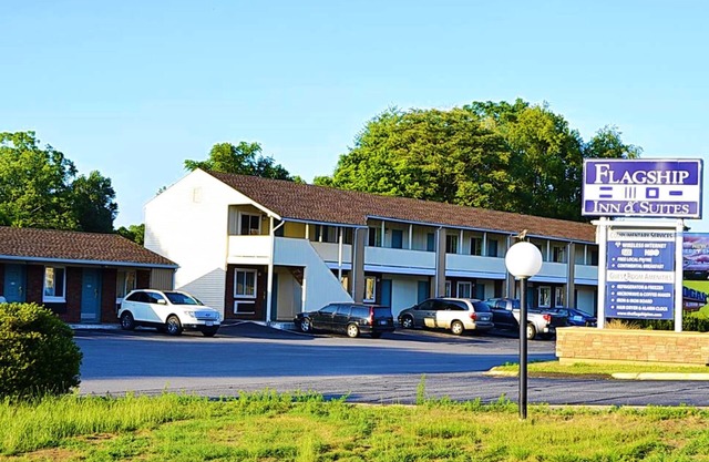 Flagship Inn And Suites
