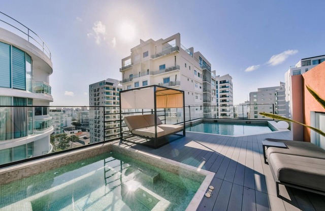 Flat in Regatta II With Breakfast Included 204