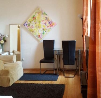 flats-4u - Cosy, quite & clean apartments in the city (Apt. 3)