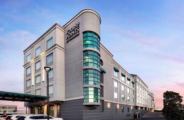 Four Points by Sheraton Hotel & Suites San Francisco Airport