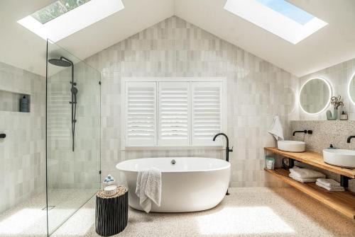 Frangipani Cottage - Winter Escape Deal - Free Nights on Us!