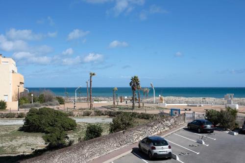 Front de mer, appart 2 à 4 pers, parking privé, proche des commerces, Kanumera Barcarès