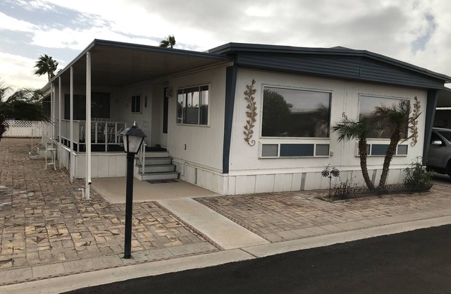 Furnished Double Wide in Central Yuma