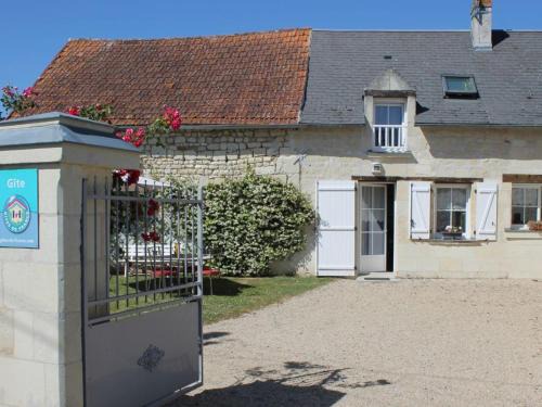 Gîte cosy en tuffeau, rénové, au cœur de la Touraine, proche châteaux, cour privative, vélos, non-fumeur - FR-1-381-209