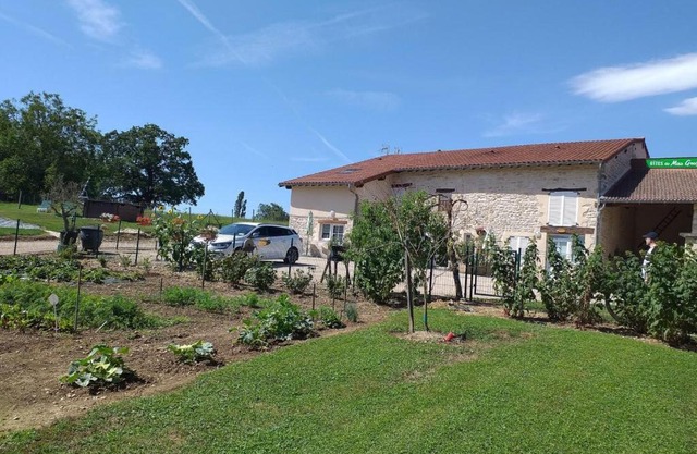 Gîte Tossiat, 3 pièces, 4 personnes - FR-1-493-144