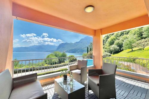 Gaeta 'Lake View'