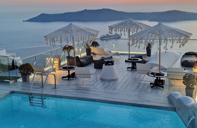 Galaxy Suites & Villas