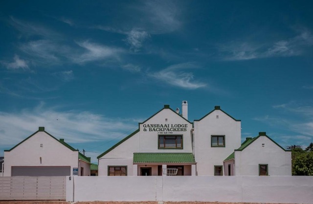 Gansbaai Lodge & Backpackers