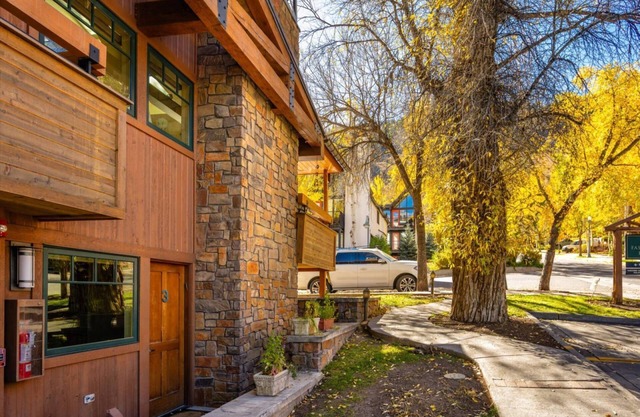 Gavilon Aspen Studio