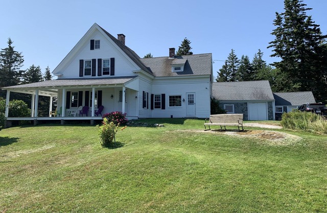 Geary House at Fifield Point