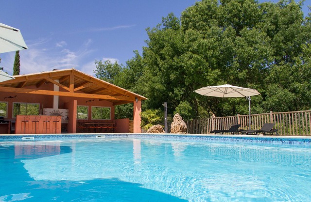 Gite de la Sauge - Provence Spa Pool - Climbing - La Reparade