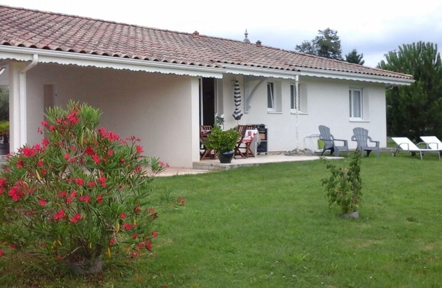Gite Préchacq-les-Bains, 2 bedrooms, 4 persons