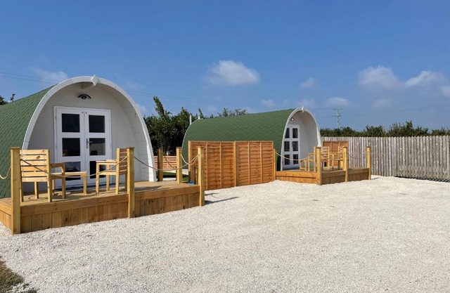 Glamping Pod with ensuite WC Near Kingsbridge & Salcombe