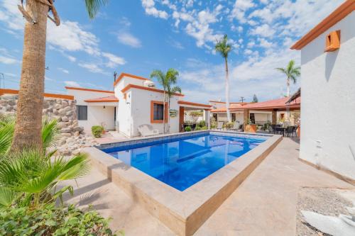 Go Baja Villas 2 Bedroom (King)