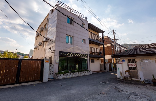 Gongju Ein Haus