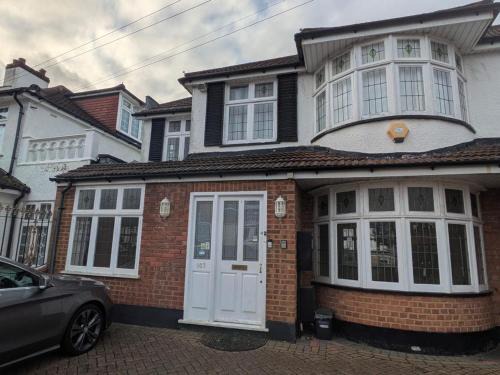 Gordon Avenue Guest House HA7 London