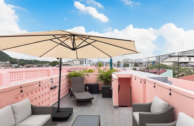 Gorgeous Apt Studio with private rooftop in Santa Ana - Downtown property - Revitalizing in process