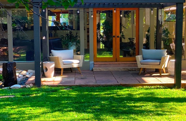 Gorgeous Modern Zen Retreat - 4BR Boulder Home w/Hot Tub & Trails