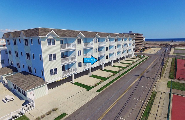 Gorgeous Renovations, a Fantastic Location, and Relaxing Views!