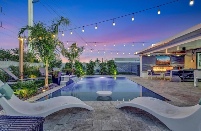 Gorgeous Scottsdale Home w/Heated Pool