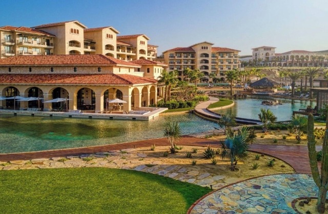 Grand Deluxe Room at Dunes Pacific Resort Private Beach- Discounted Golf Pass