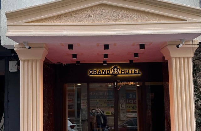 Grand S&S Hotel