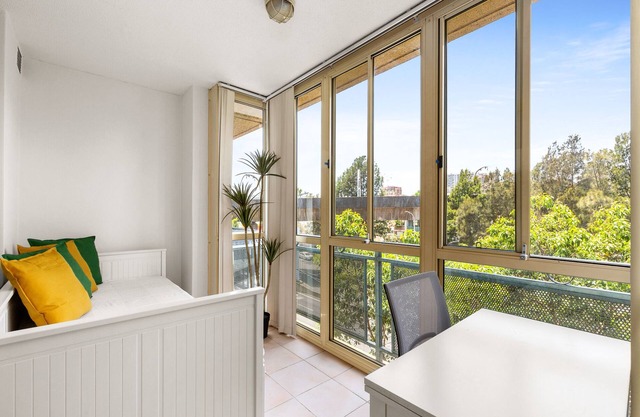 Green Views & Great Location: Inner-City 1-Bed