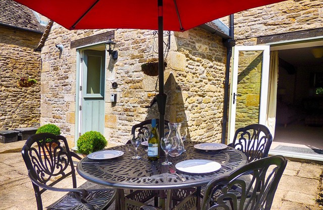 Greystones Cottage - Luxury - Private Bathroom