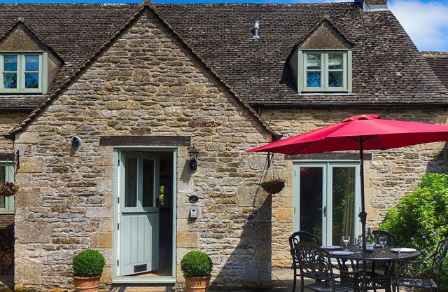 Greystones Cottage - Luxury - Private Bathroom