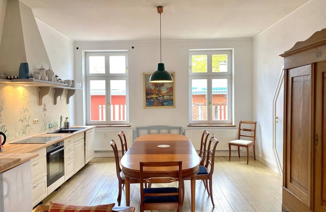 Großzügiges Familien-apartment im Herrenhaus an der Ostsee