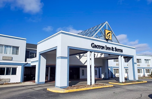 Groton Inn & Suites
