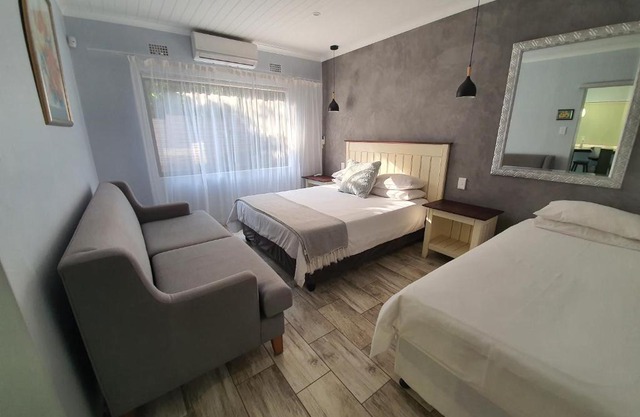 Guest house on Gillian Unit 1