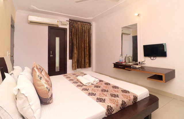 Gurjeet Guest House