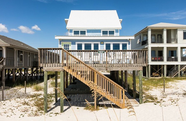 Guylande Pass: 5 BR / 5 BA house in Gulf Shores, Sleeps 18