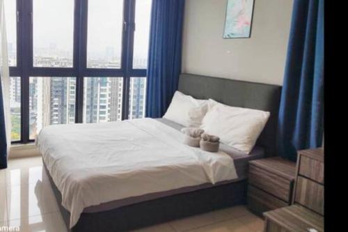 H2O studio unit in ara damansara