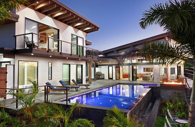 Hale Keaka: Luxury Modern Estate w/Pool, Outdoor Showers, Hot Tub & Ocean Views