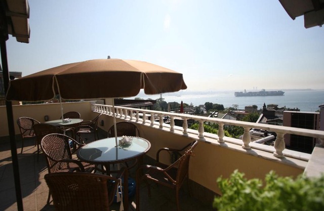 Hanedan Hotel