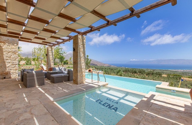 Heated pool + hydro-massage ★ Sea view ★ Near Falasarna