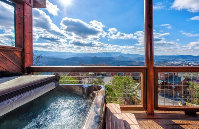 Heavenly Hideaway is a stunning four-bedroom cabin located in Starr Crest Resort