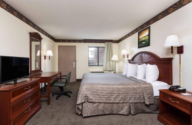 Heritage Inn