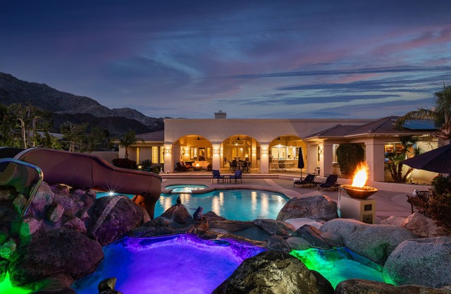 Hidden Oasis: Pickleball Basketball Waterslide Game Room Gym! ⭐️⭐️⭐️⭐️⭐️