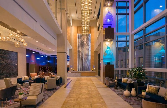 Hilton Norfolk The Main